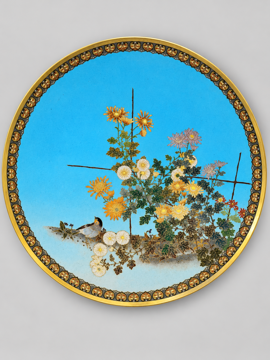 A Fine Japanese Gold-Wire Cloisonné Enamel Charger, in the Manner of Namikawa Sosuke
Meiji period (1868–1912)