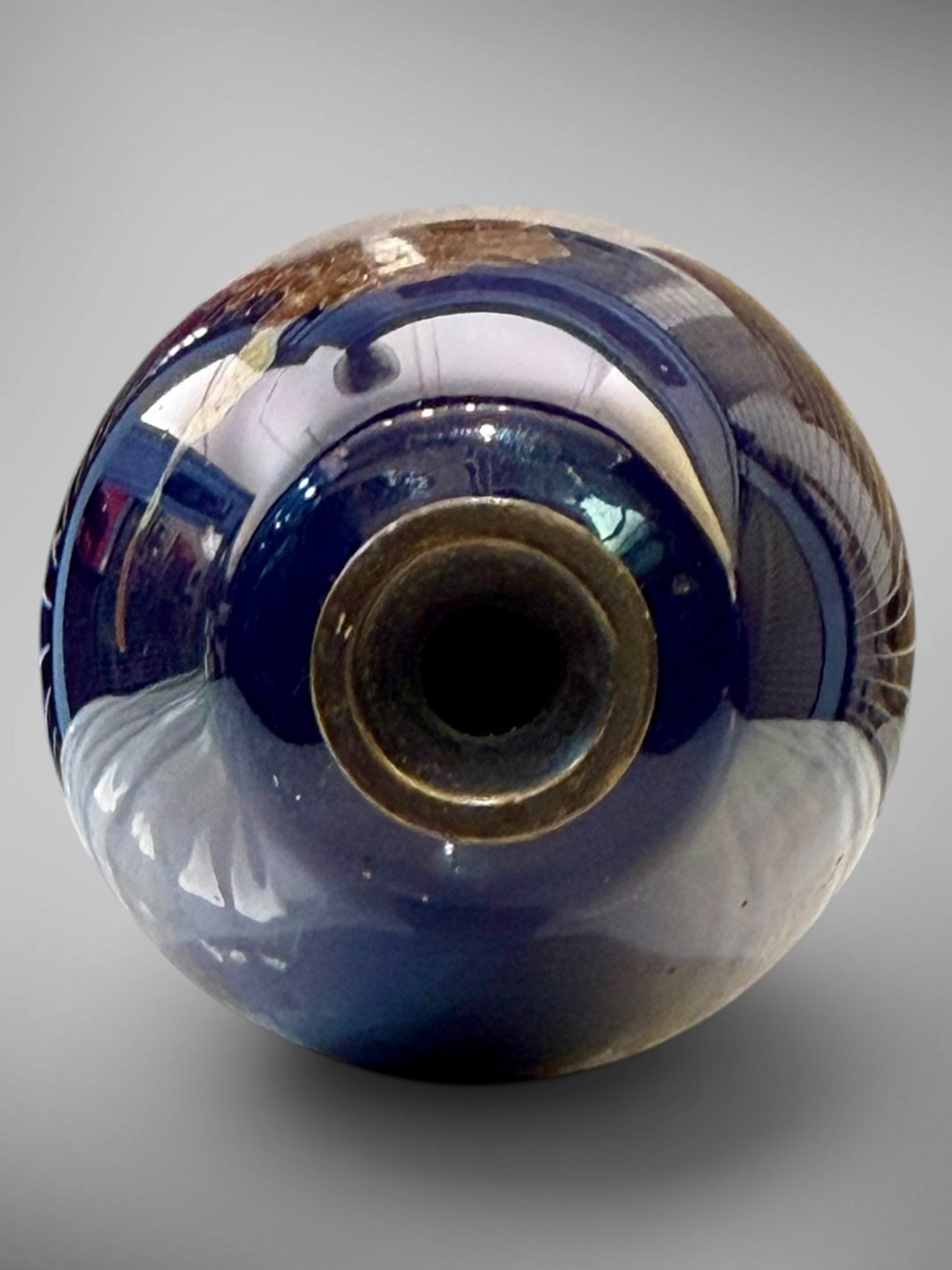 A Fine Japanese Cloisonné Enamel Vase Depicting a Tennin.Meiji period (1868–1912)