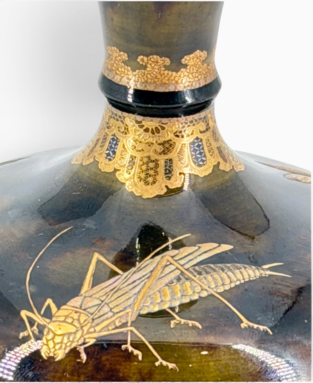 An Exceptional Kinkozan Satsuma Double-Gourd Vase with Insects on a Tortoiseshell Ground.Meiji Era