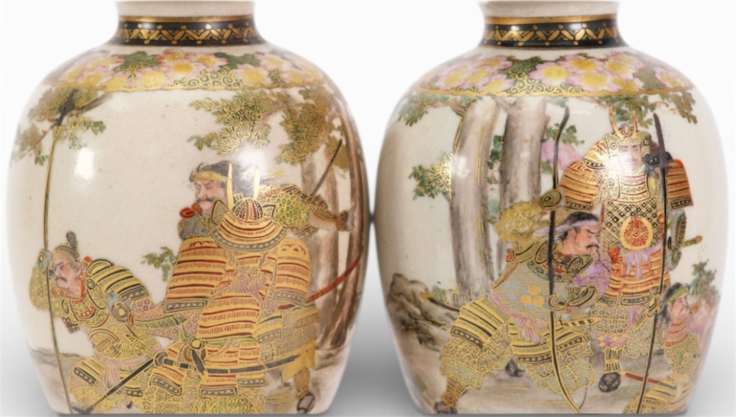 A Fine Pair of Japanese Satsuma vases signed by Choshuzan 長州山.Meiji period.