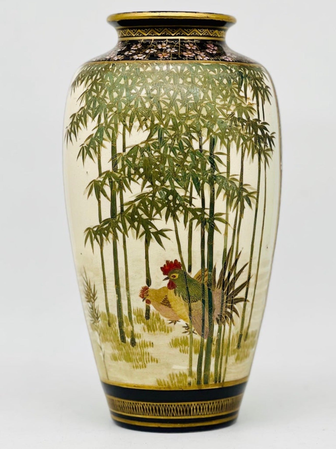 A Fine Japanese Satsuma Vase by Kinkozan.Meiji Period