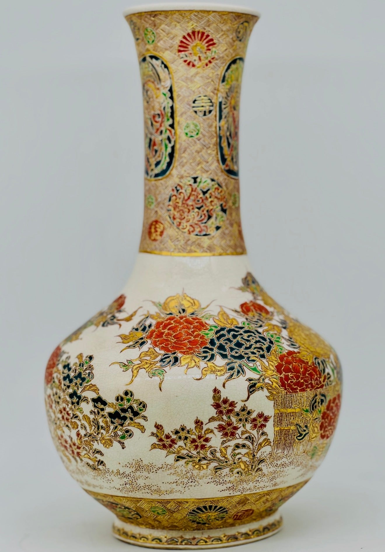A large Imperial Satsuma earthenware vase by Tokozan,Meiji period