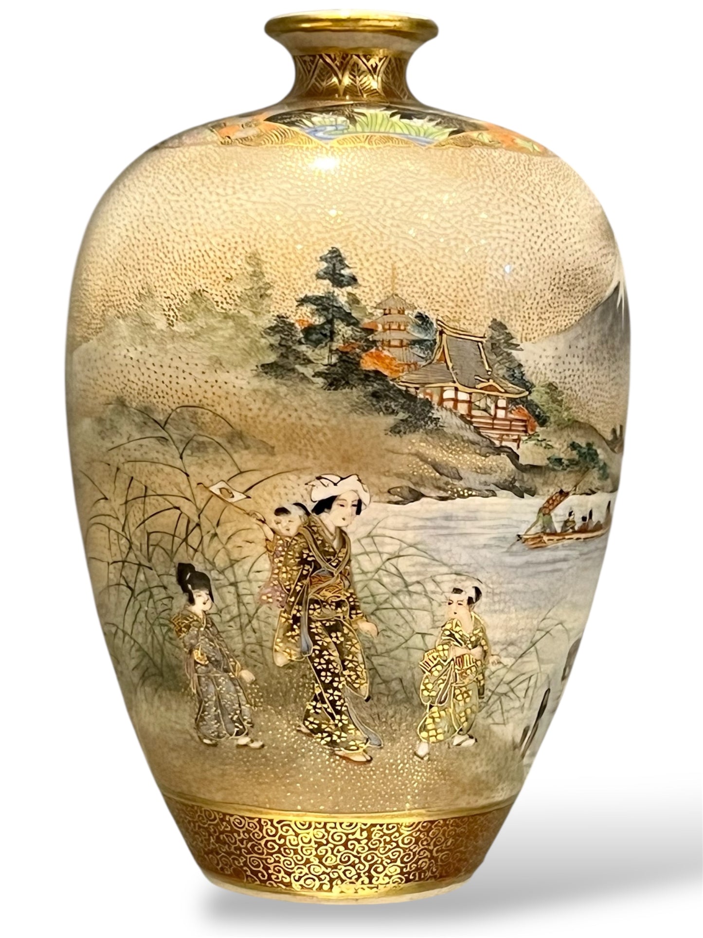 A Fine Japanese Satsuma Earthenware Vase by Hōzan.Meiji period