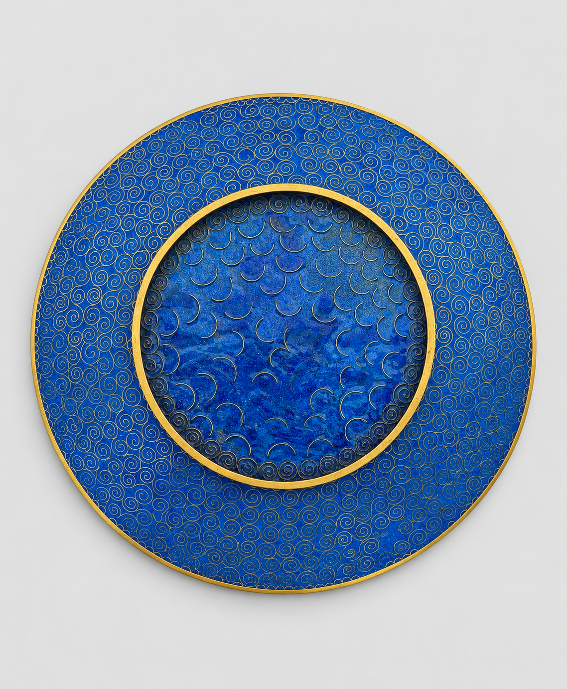 A Fine Japanese Gold-Wire Cloisonné Enamel Charger, in the Manner of Namikawa Sosuke
Meiji period (1868–1912)
