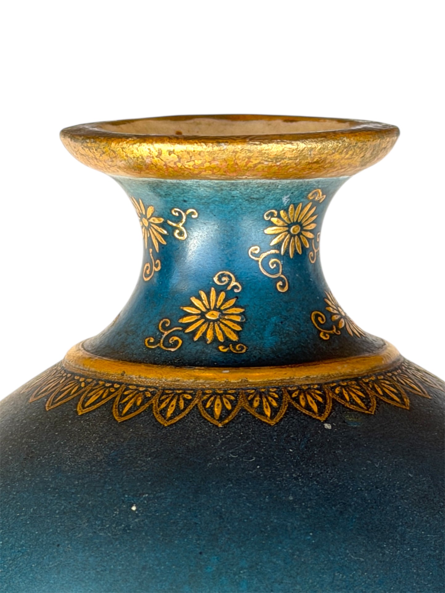 Fine Japanese Satsuma Vase with Roosters and Autumn Maple by Gyokusen, Meiji Period