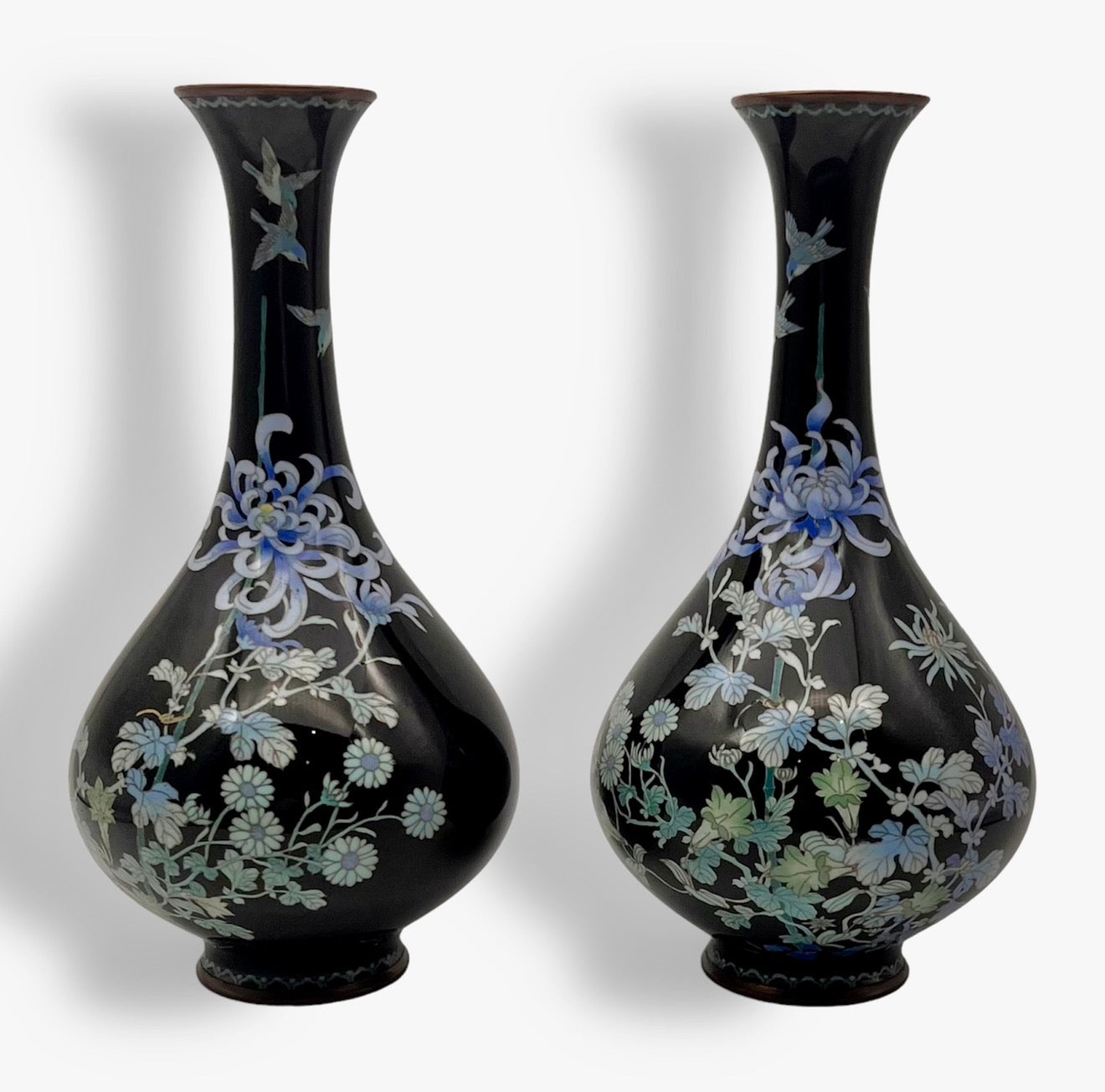 A Fine Pair of Japanese Cloisonné Enamel Oviform Vases,Meiji period
