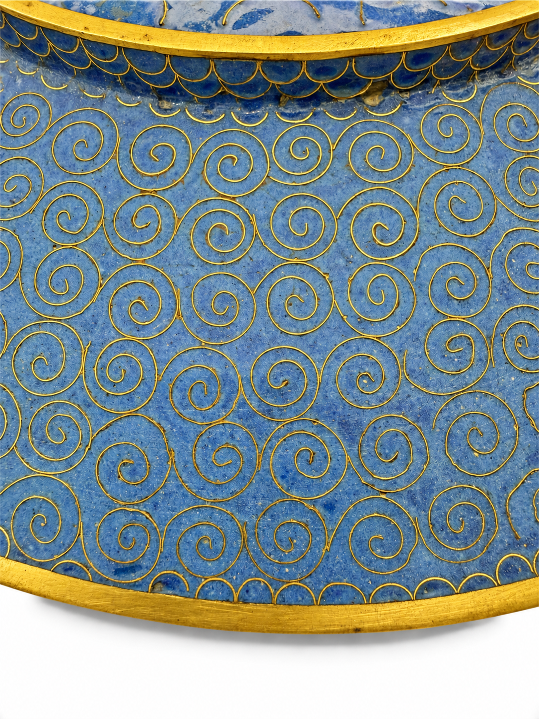 A Fine Japanese Gold-Wire Cloisonné Enamel Charger, in the Manner of Namikawa Sosuke
Meiji period (1868–1912)