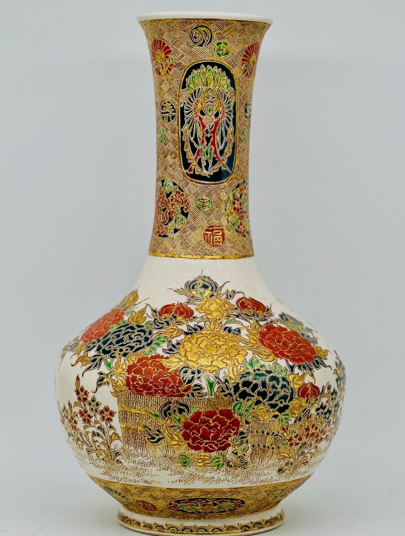 A large Imperial Satsuma earthenware vase by Tokozan,Meiji period