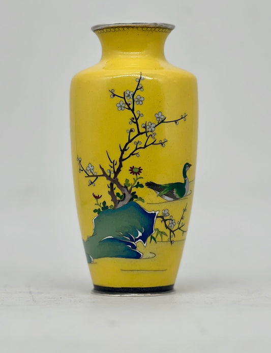 A Fine Japanese Cloisonné Enamel Vase. Taisho period