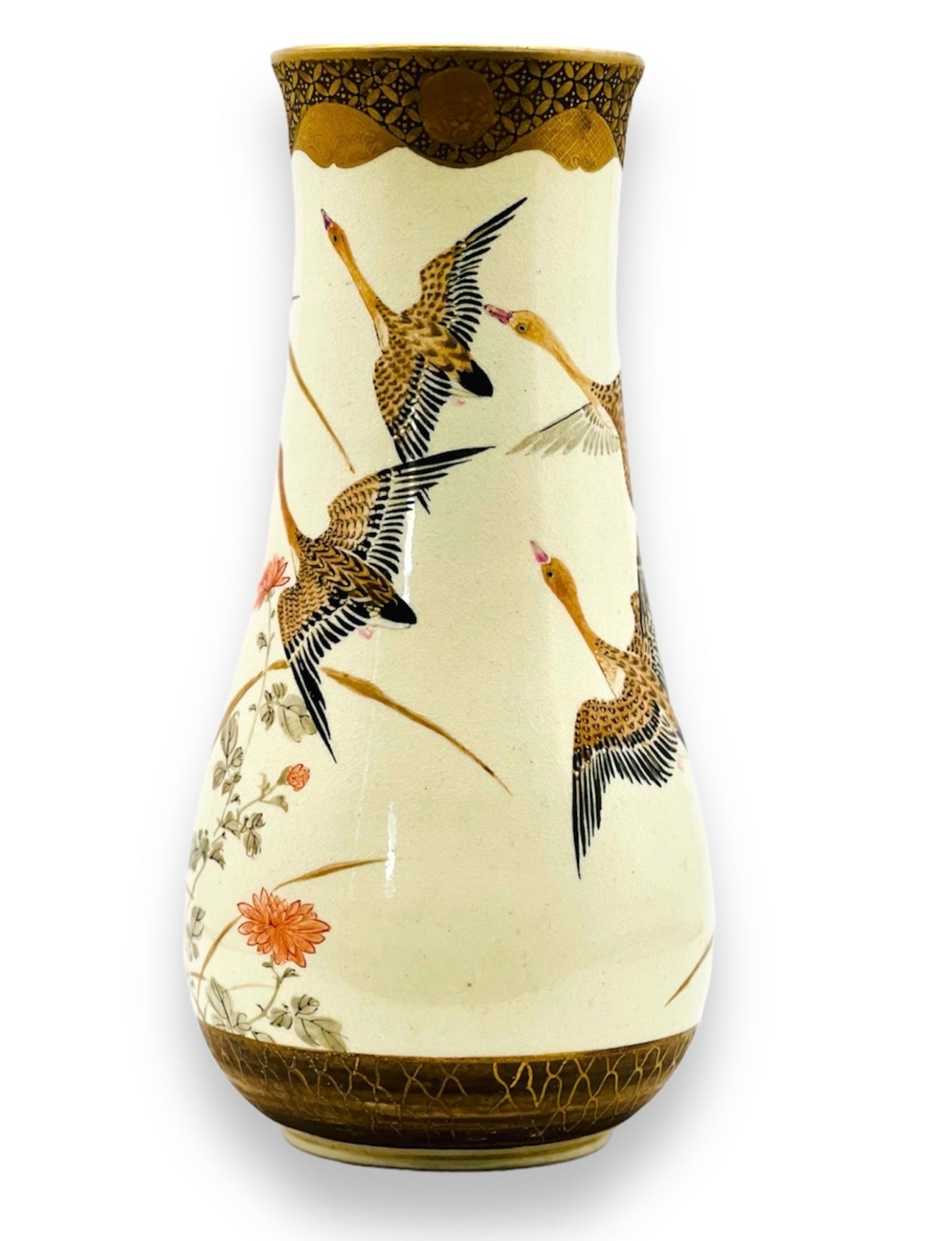 A Fine Japanese Satsuma Earthenware Vase by Taizan Yōhei (帯山与平)Meiji period