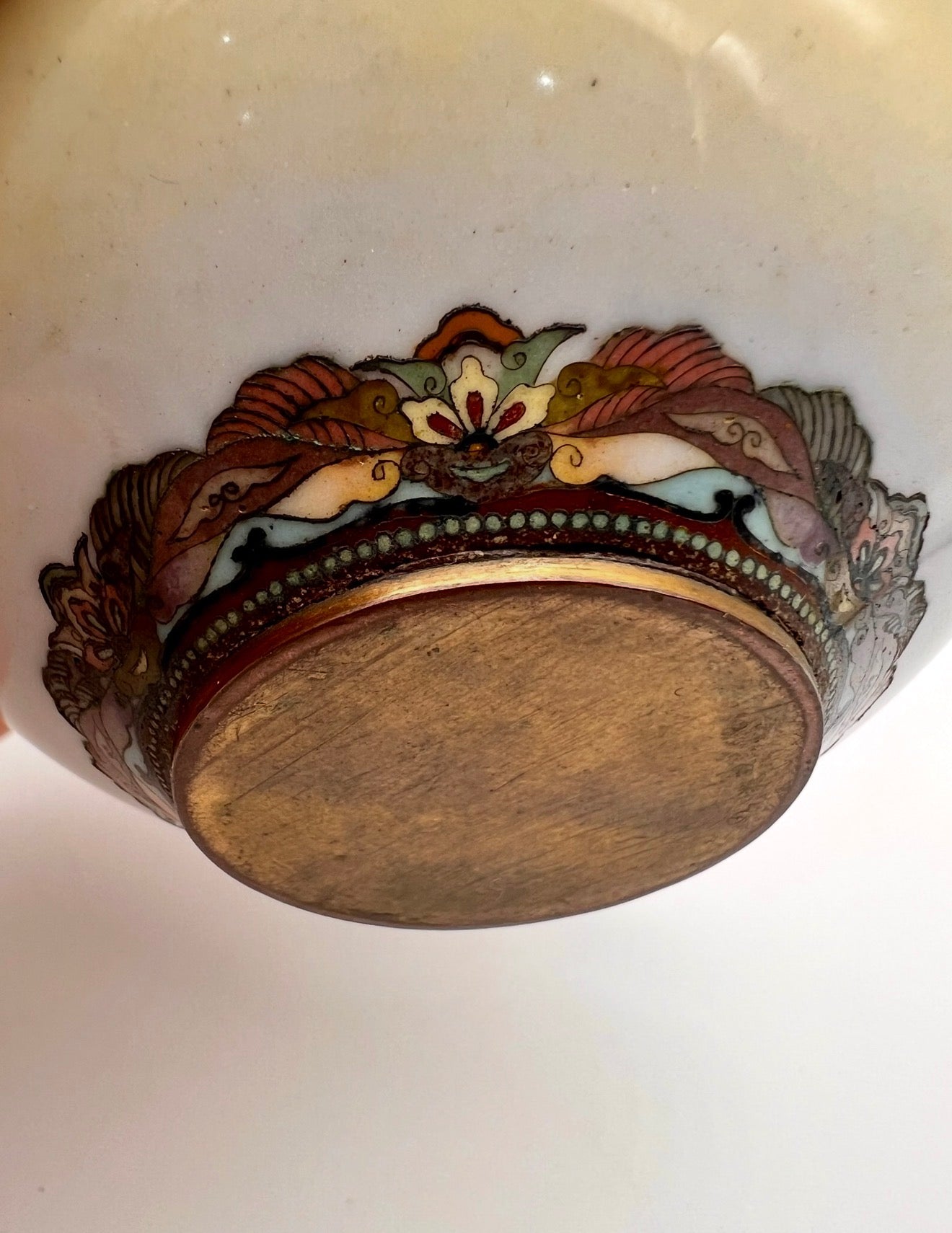 Japanese Cloisonné Enamel Koro and Cover, in the Manner of Namikawa Yasuyuki.Meiji Period