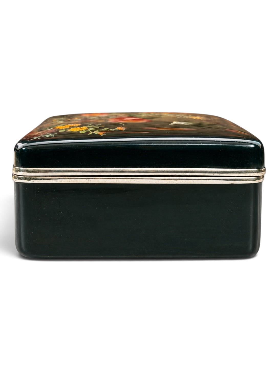 A fine Japanese cloisonné enamel box and cover, in the manner of Hayashi Kodenji

Meiji period (1868–1912)