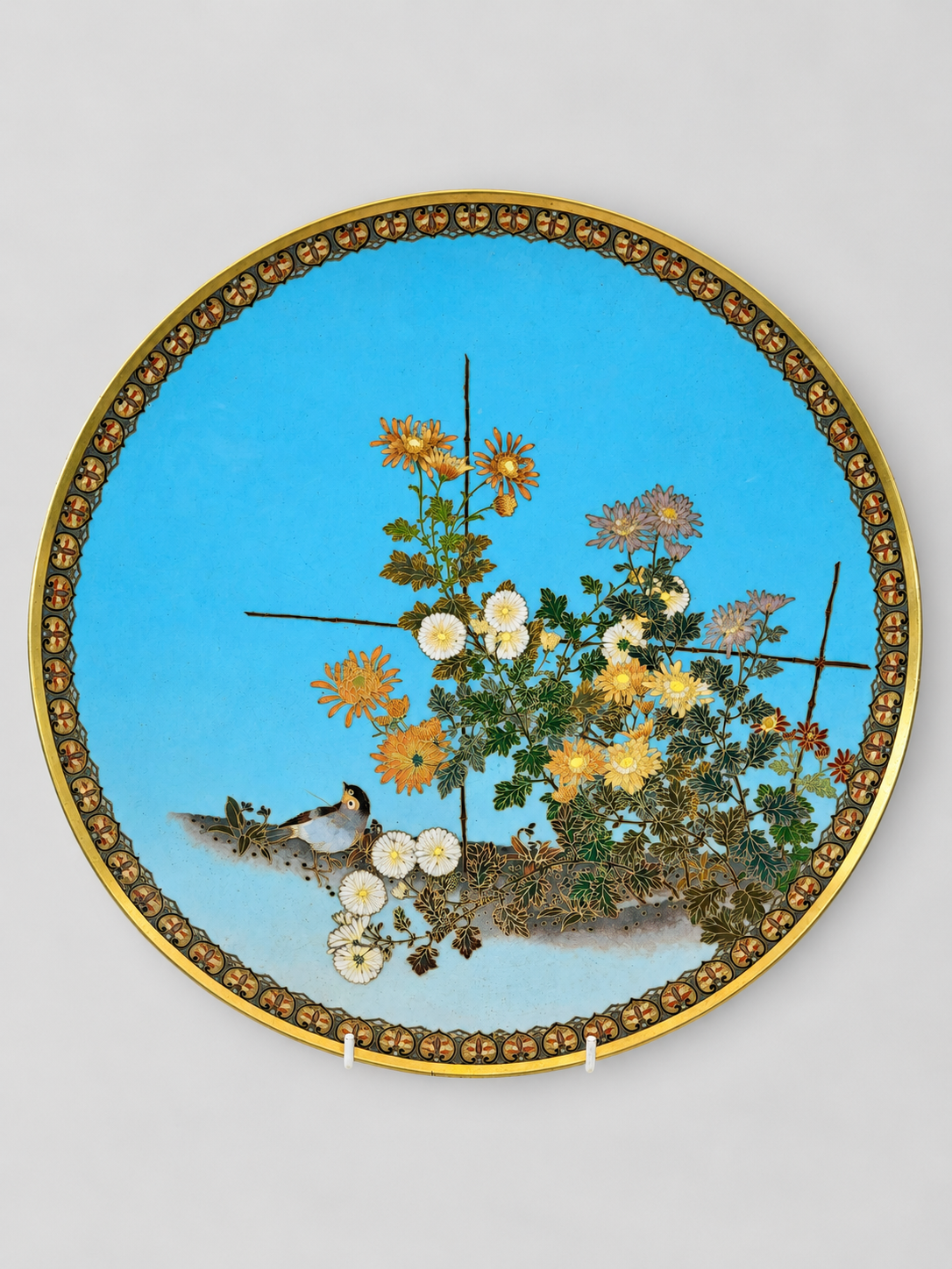 A Fine Japanese Gold-Wire Cloisonné Enamel Charger, in the Manner of Namikawa Sosuke
Meiji period (1868–1912)
