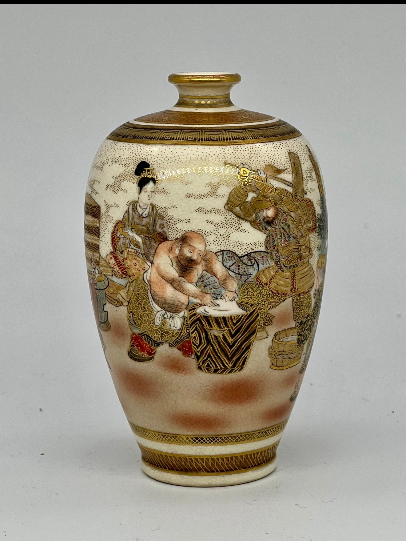 A Fine Satsuma Small Ovoid Vase by Dōzan, Meiji Era (Late 19th Century)