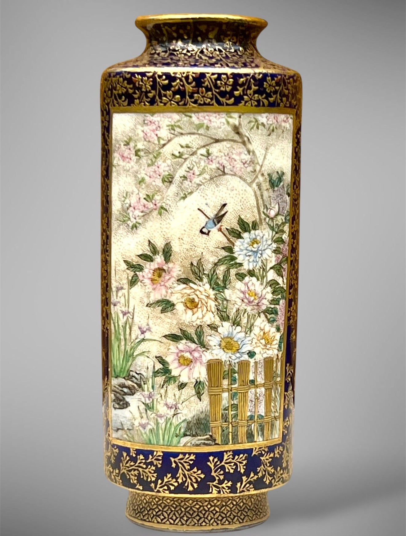 An Exceptional Miniature Satsuma Vase by Kinkozan, Meiji Era