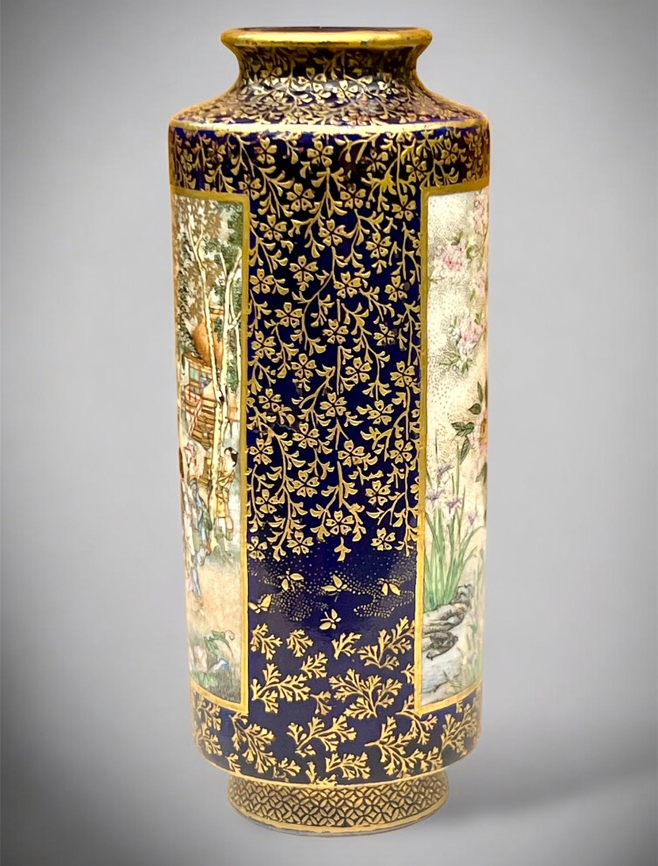 An Exceptional Miniature Satsuma Vase by Kinkozan, Meiji Era