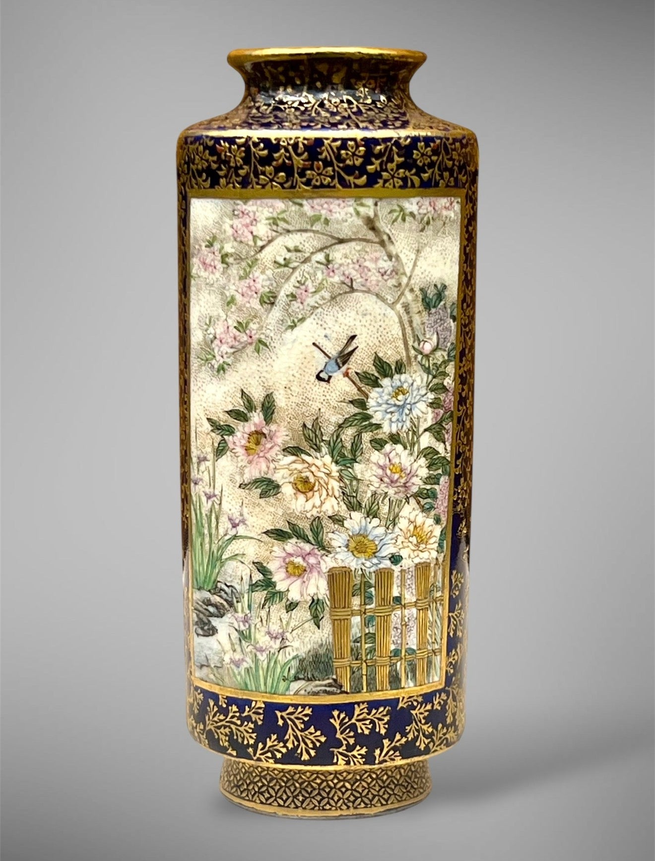 An Exceptional Miniature Satsuma Vase by Kinkozan, Meiji Era