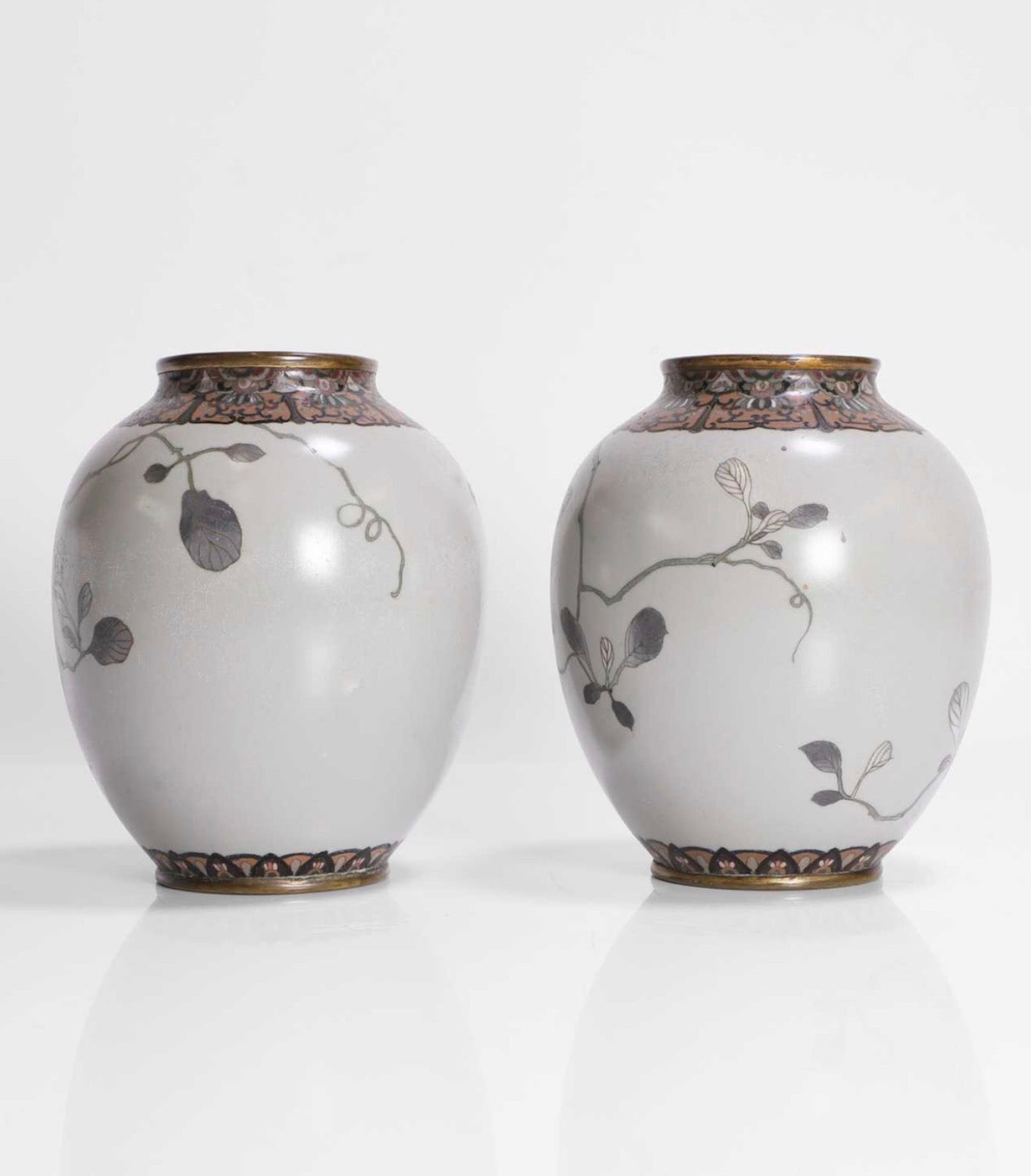 A Exceptional Pair of Japanese Cloisonné Vases in the Manner of Namikawa Sōsuke