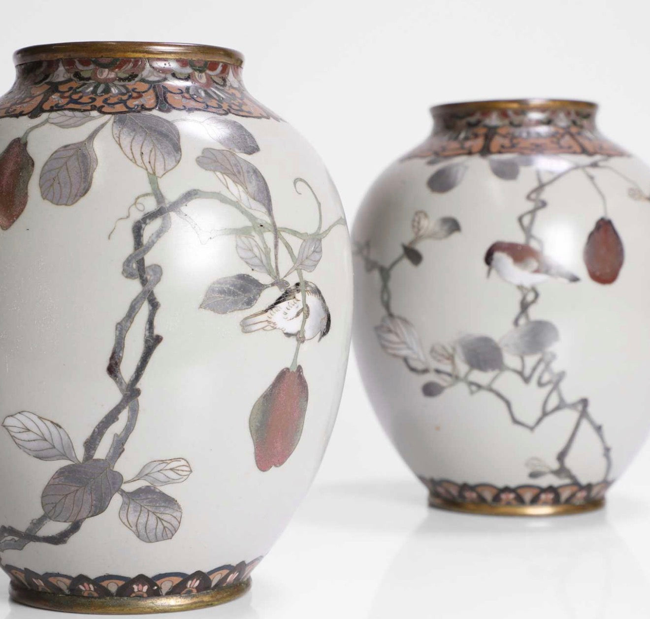 A Exceptional Pair of Japanese Cloisonné Vases in the Manner of Namikawa Sōsuke