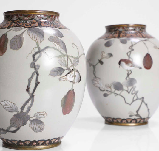 A Exceptional Pair of Japanese Cloisonné Vases in the Manner of Namikawa Sōsuke