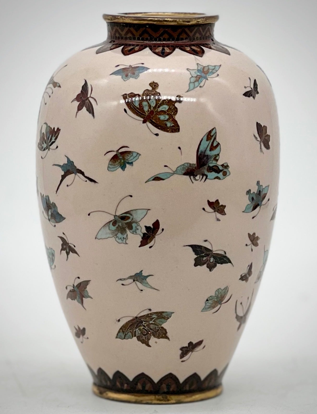 A Exceptional Japanese cloisonne enamel butterfly vase.