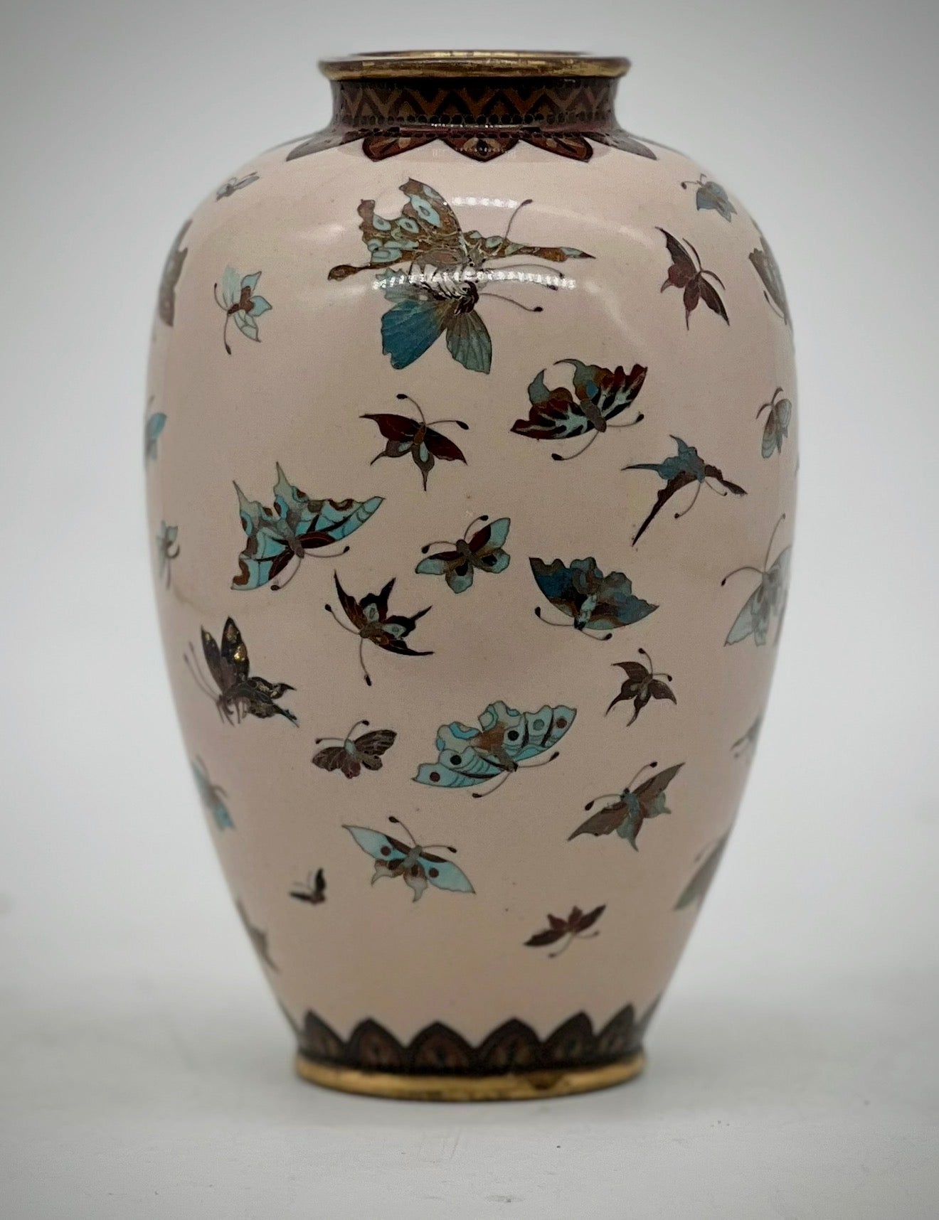 A Exceptional Japanese cloisonne enamel butterfly vase.