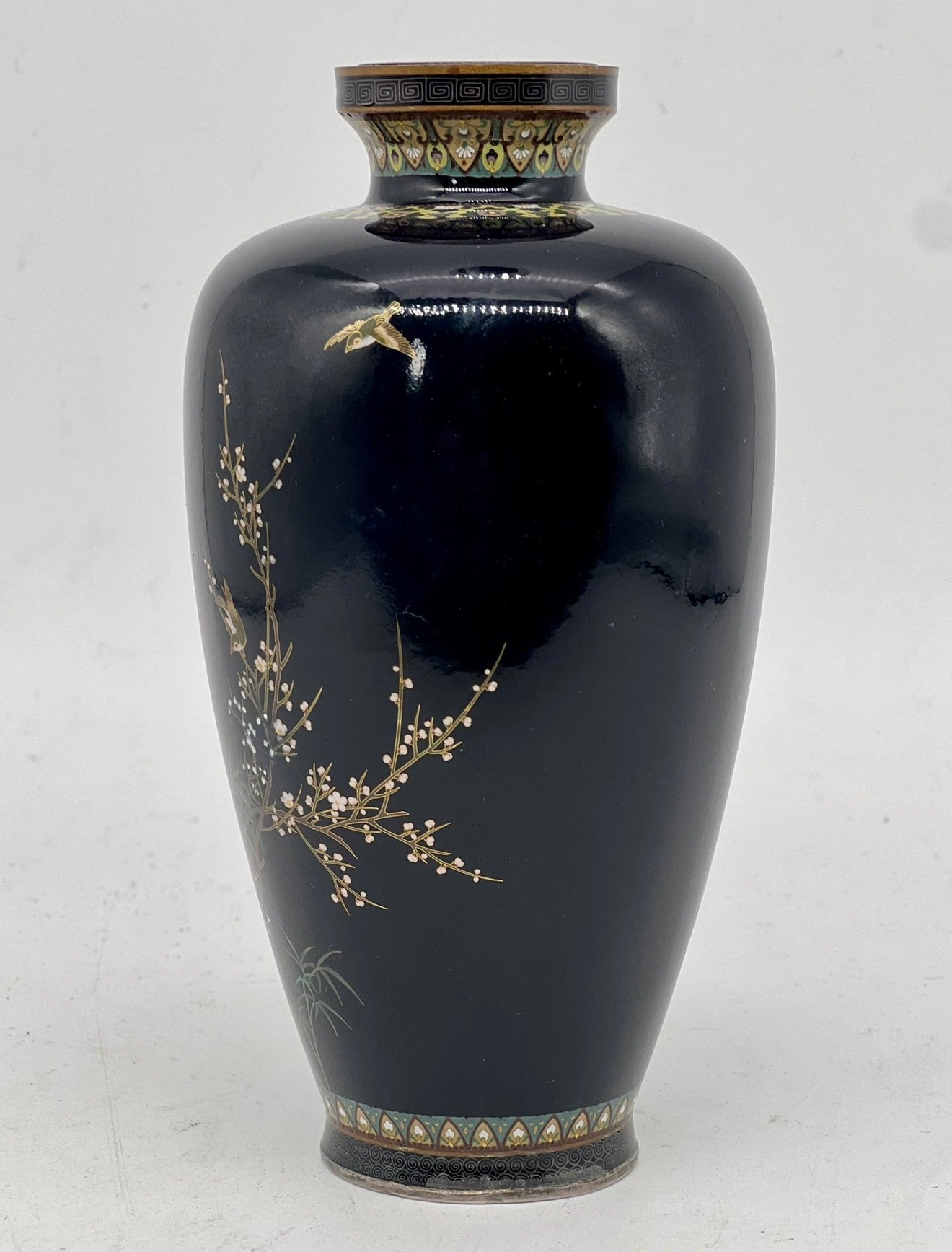 A Fine Japanese Cloisonné Enamel Vase Attributed to Hayashi Kōdenji , Meiji period