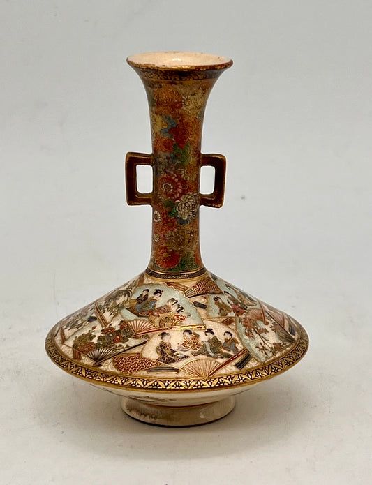 A Fine Japanese Satsuma Vase.Meiji Period -Signed by Yozan.